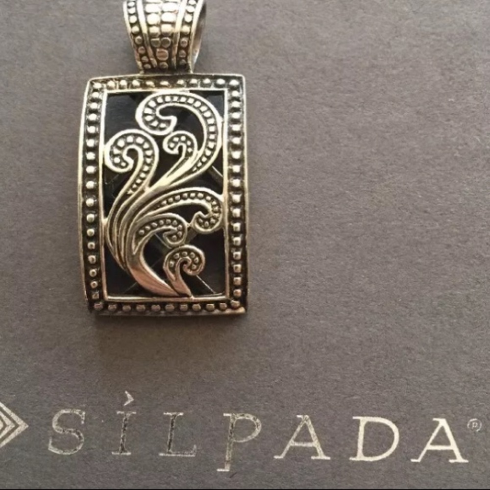 Silpada Sterling pendant EUC